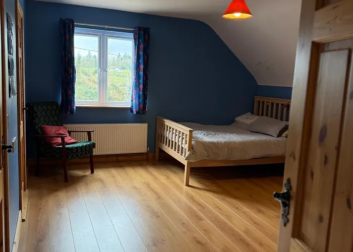 Ubytování v soukromí #3 - Spacious Ensuite Double With Sofa In Leitrim *