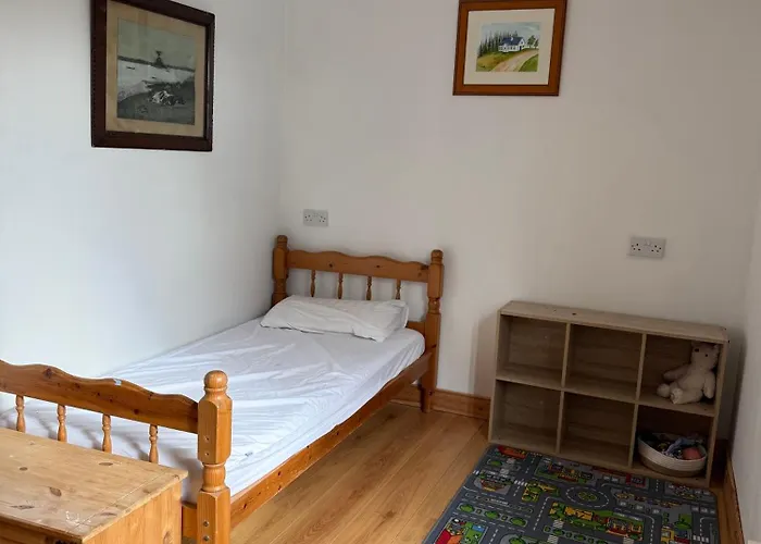 Privat bolig #3 - Spacious Ensuite Double With Sofa In Leitrim